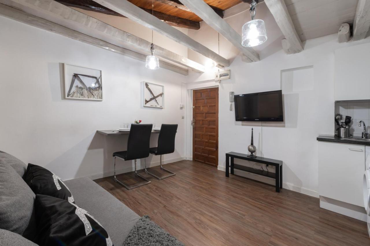 Apartamento Apartamentos Day Madrid Gran Via Centro Sol Malasana Navi Mumbai